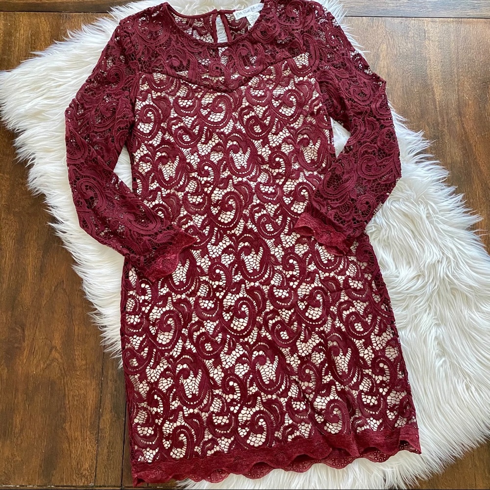 Love Fast Live Hard | Burgundy Lace Fitted Dress
